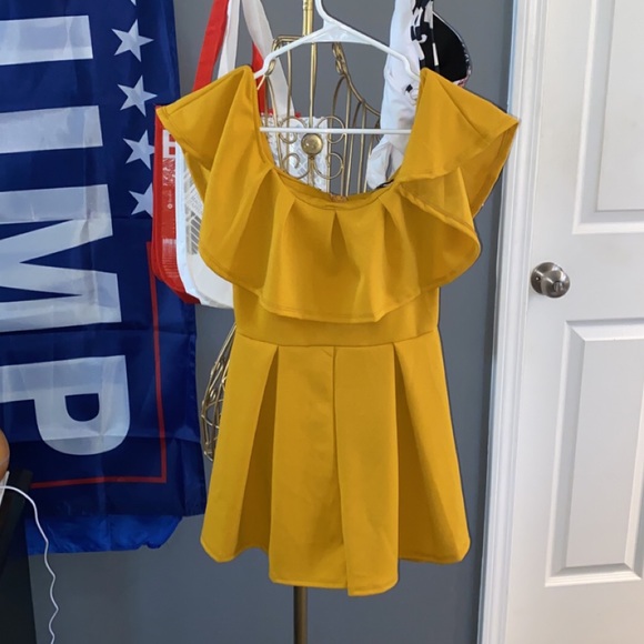 Fashion Nova Romper - Picture 2 of 4